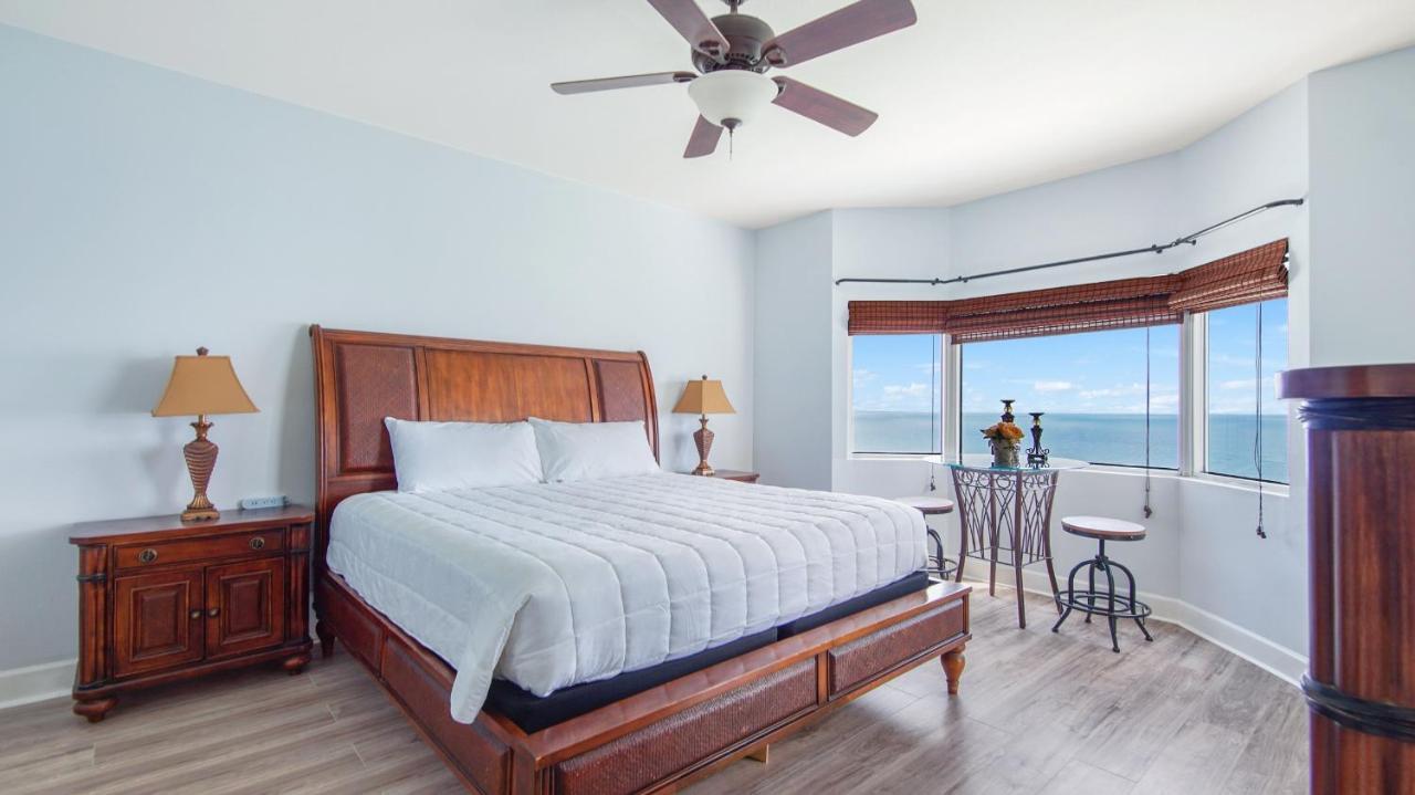 Beachfront Spacious Renovated Condo - Pools, Hot Hub, Spa - Walk To Pier Park In Pcb 파나마 시티 외부 사진